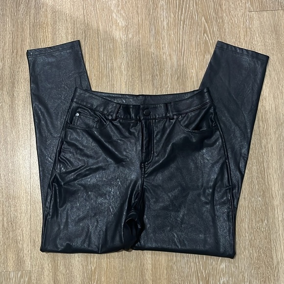 Commando Faux Leather Five Pocket Pant High Rise Jeans Black Size Medium - Picture 10 of 12